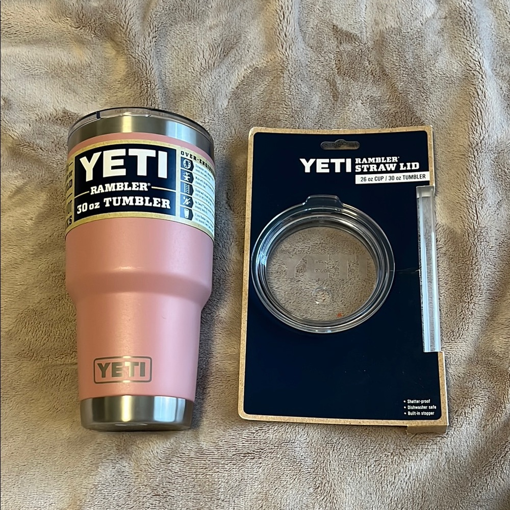 YETI Rambler 30 oz Tumbler - Pink
